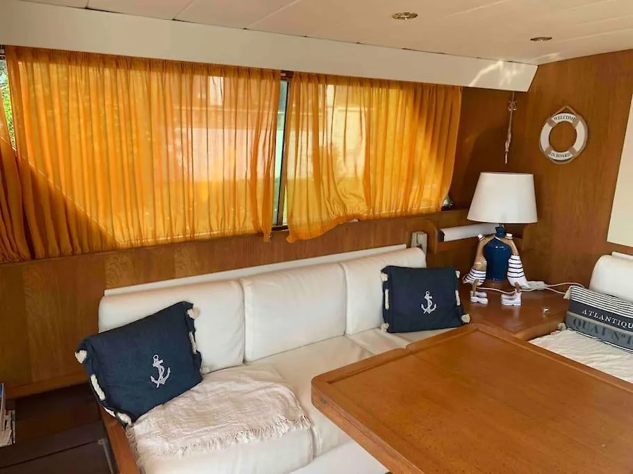 Nuit Exceptionnelle Sur Un Superbe Bateau Yacht ! Apartment Empuriabrava
