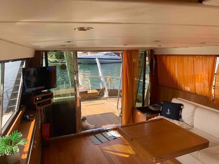 Nuit Exceptionnelle Sur Un Superbe Bateau Yacht ! Apartment Empuriabrava